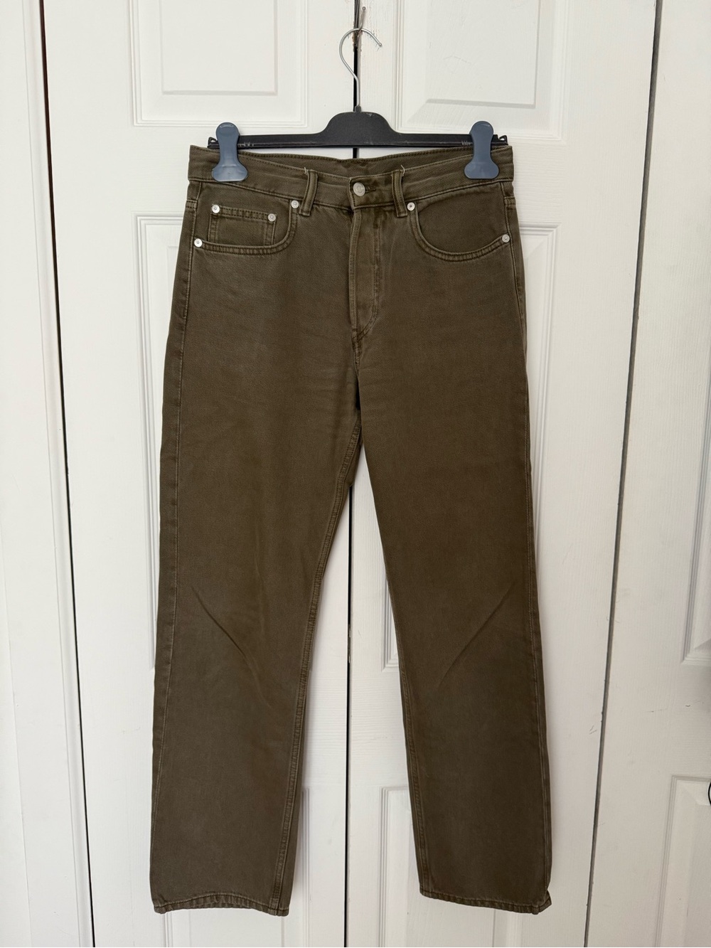 ARKET Classic Straight-Leg Jeans in Olive Green